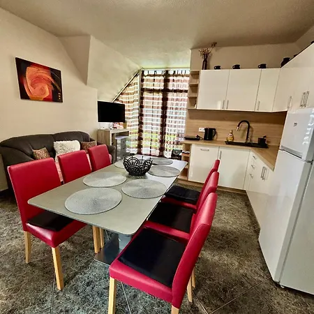 Vanessa Apartment